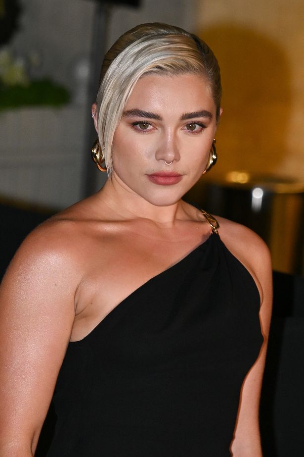 allen dunbar recommends Florence Pugh Boobs Naked