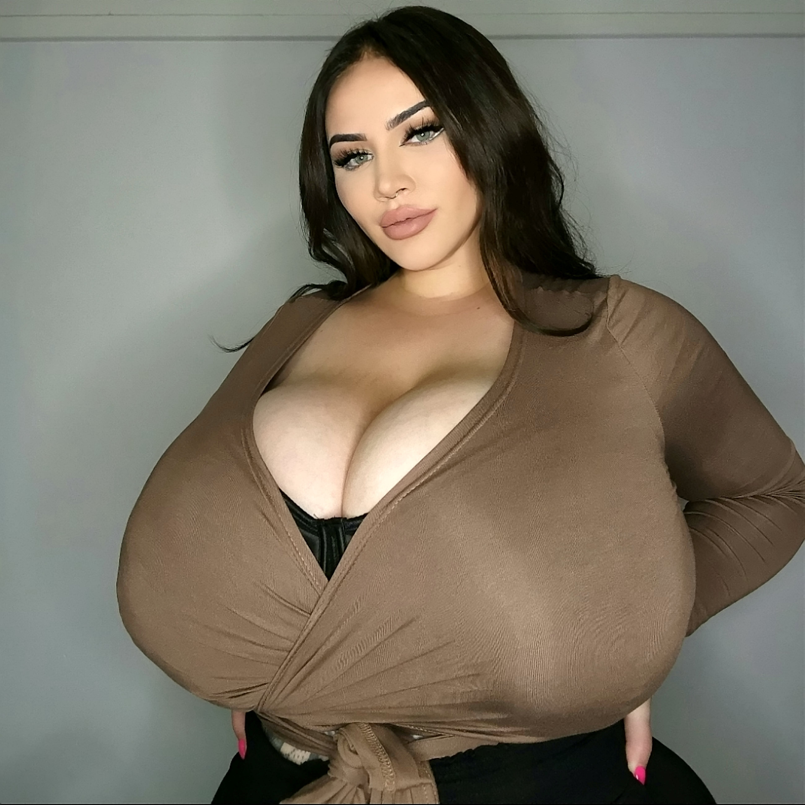 carrie rathbone add photo massive candid tits