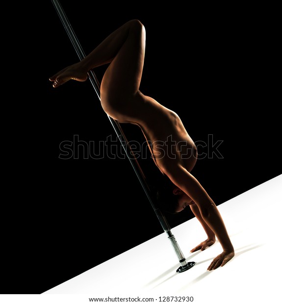 caroline sepp share nude pole dancer photos