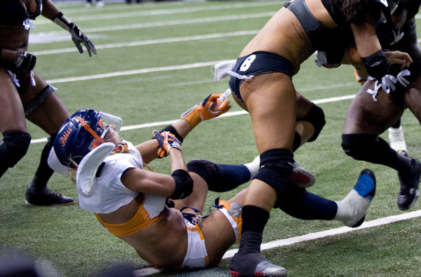 brian barrette recommends Lfl Football Wardrobe Fail