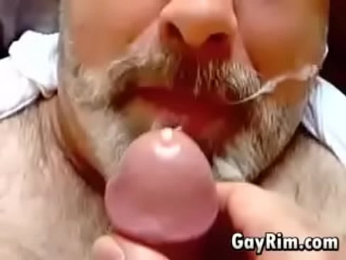 men cumming in men mouth