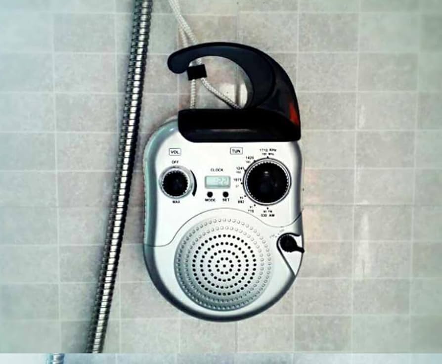 des parsons add photo hidden camera shower room