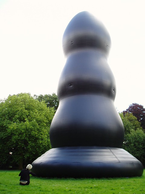 arnold schwarze recommends huge buttplug pic