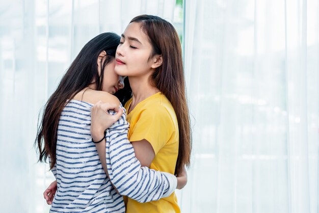 aravinda rathnayake recommends Lesbian Asian Hot Kiss