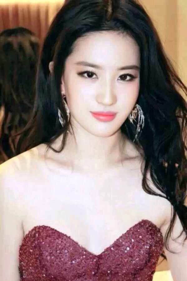 andrew apel recommends liu yifei naked pic