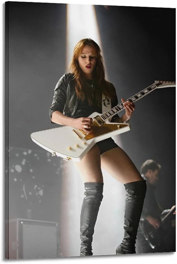 lzzy hale sexy