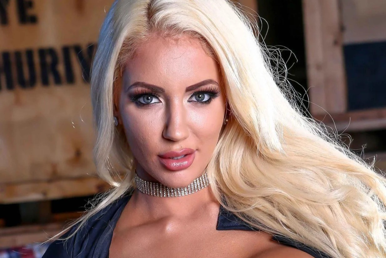 alexis champagne add photo nicolette shea full hd