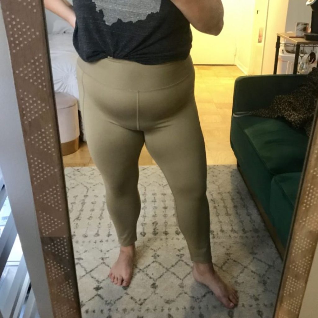 connor mc donald share pawg leggings photos