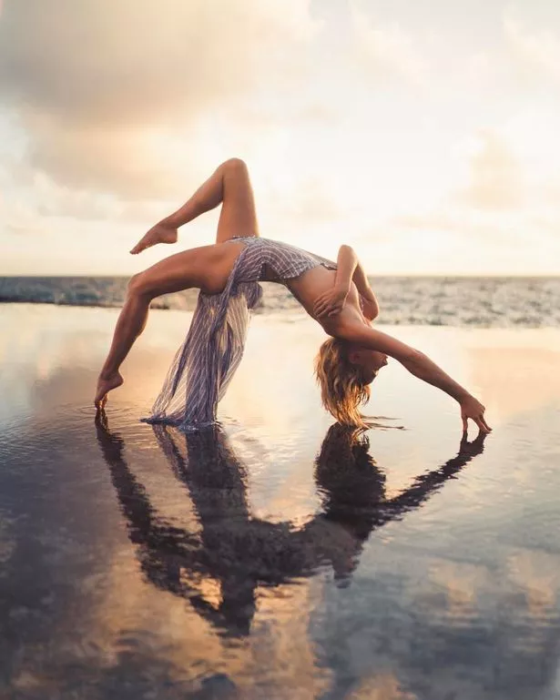 bob palin recommends Sara Underwood Yoga