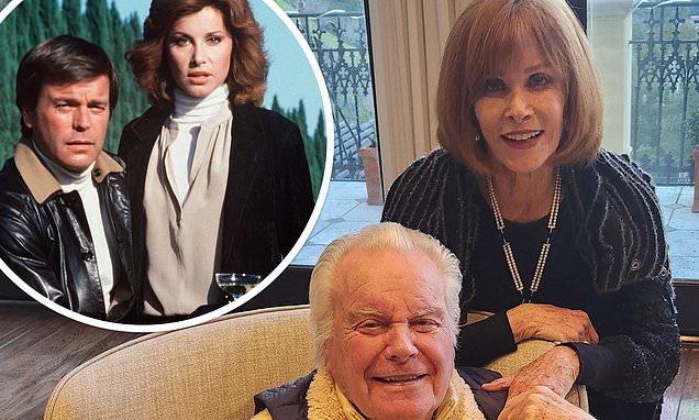 carolyn kisner add stefanie powers naked photo