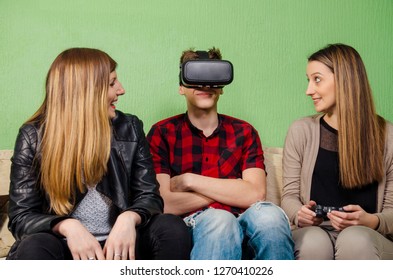 andre wells add virtual reality threesome photo